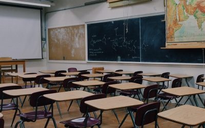 How to Build Knowledge Without a Conventional Education